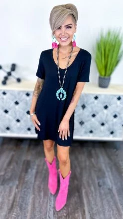 The ZigZag Stripe Black T-Shirt Dress