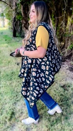 Your Fashion Wholesale Black Totally Convinced Vest OUTERWEAR