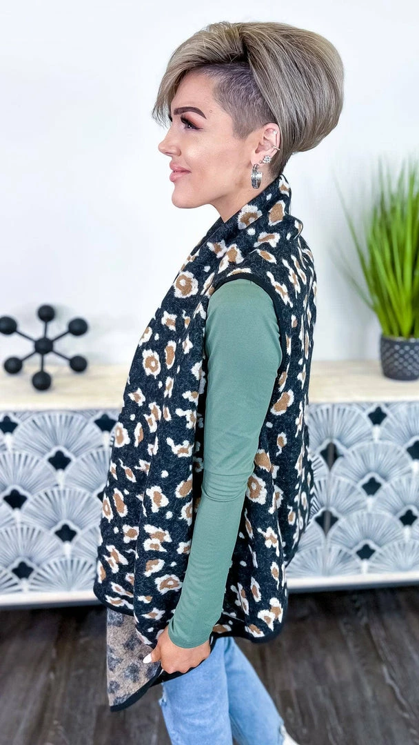 Your Fashion Wholesale Black Totally Convinced Vest OUTERWEAR