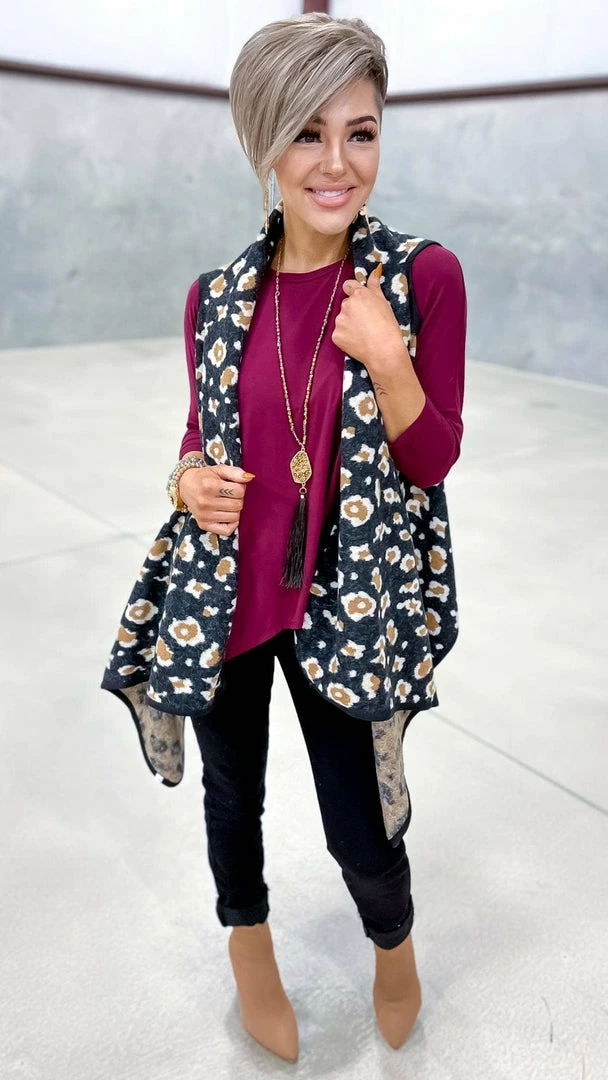 Your Fashion Wholesale Black Totally Convinced Vest OUTERWEAR