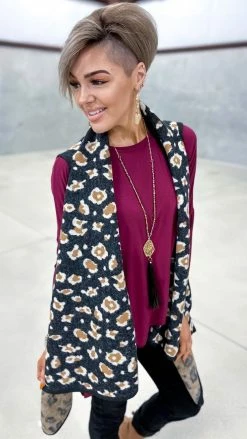 Your Fashion Wholesale Black Totally Convinced Vest OUTERWEAR