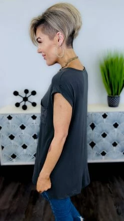 The ZigZag Stripe Black Travel Life Top