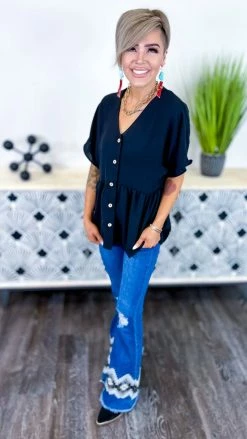 The ZigZag Stripe Black Trip To Venice Top TOPS & TUNICS