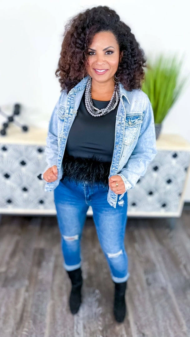 The ZigZag Stripe Black Uptown Views Top