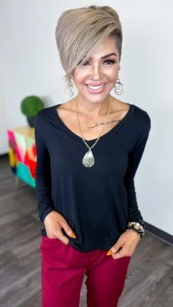 The ZigZag Stripe Black V-Neck Girlfriend Tee