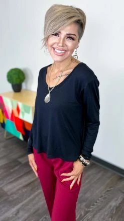 The ZigZag Stripe Black V-Neck Girlfriend Tee