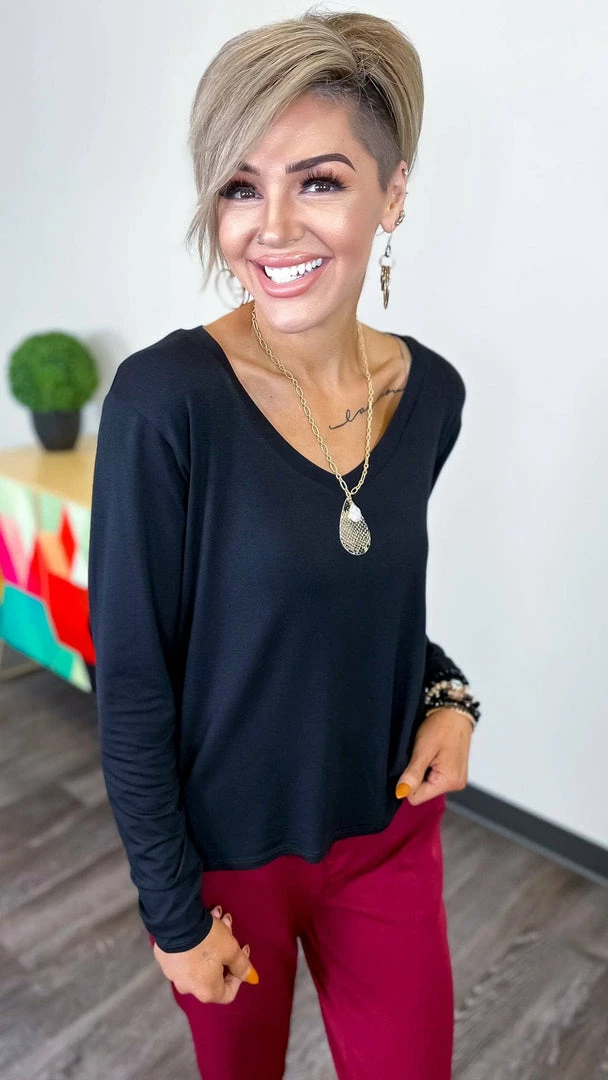 The ZigZag Stripe Black V-Neck Girlfriend Tee