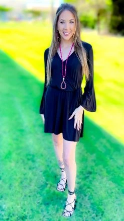 The ZigZag Stripe Black Winning Awards Dress DRESSES