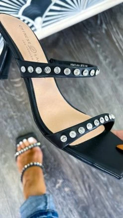 Chinese Laundry SHOES Black Yo Yo Heels