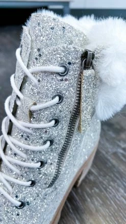 Very G Blink Boots SHOES