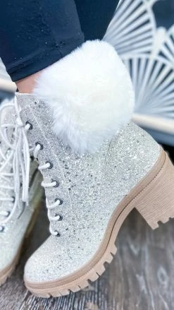 Very G Blink Boots SHOES