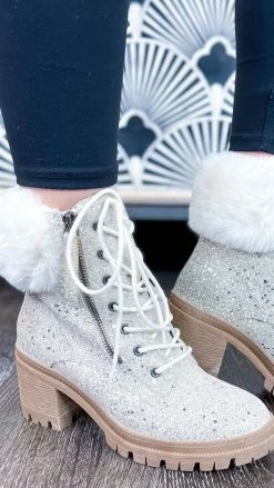 Very G Blink Boots SHOES