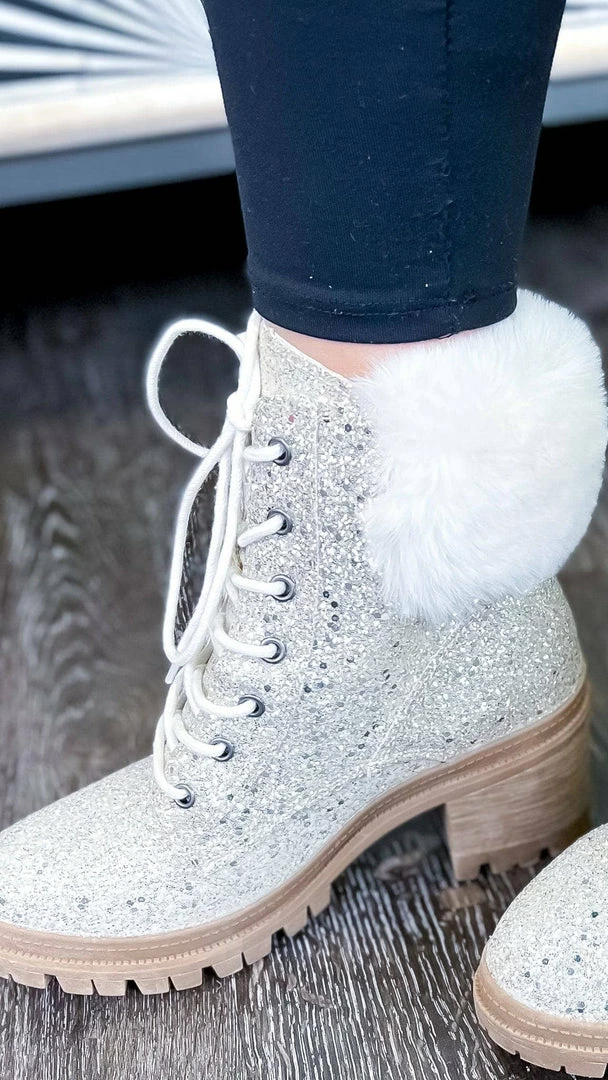 Very G Blink Boots SHOES