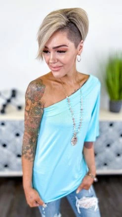 The ZigZag Stripe Blue Best Side Top [NO RETURNS] TOPS & TUNICS