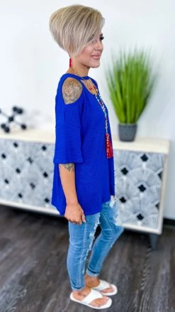 The ZigZag Stripe TOPS & TUNICS Blue Cinema Date Top