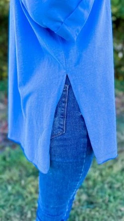 The ZigZag Stripe Short Sleeve Tops Blue Giving Ideas Top