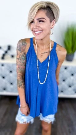 The ZigZag Stripe Blue Lake Gal Tank