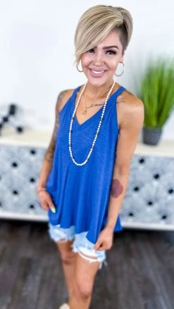 The ZigZag Stripe Blue Lake Gal Tank