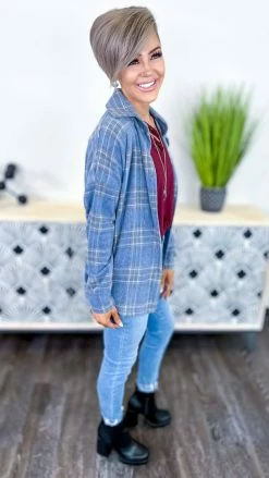 7th Ray Blue Napa Chill Top