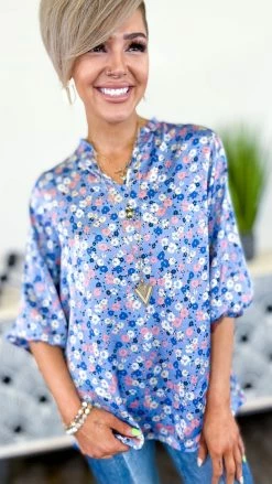 The ZigZag Stripe Blue Reliable Love Top