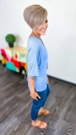 The ZigZag Stripe Blue What Rules Top