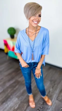 The ZigZag Stripe Blue What Rules Top