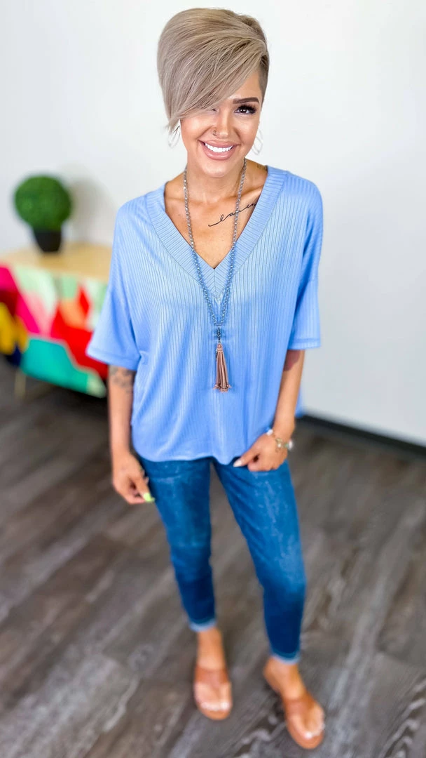 The ZigZag Stripe Blue What Rules Top