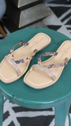 Chinese Laundry Blush Selfie Sandals SHOES