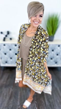 Easel Boardwalk Dream Cardigan