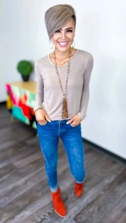 Zenana Brown Best In Basic Top