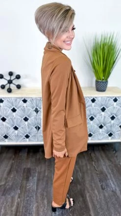The ZigZag Stripe Brown Colorblock Blazer OUTERWEAR