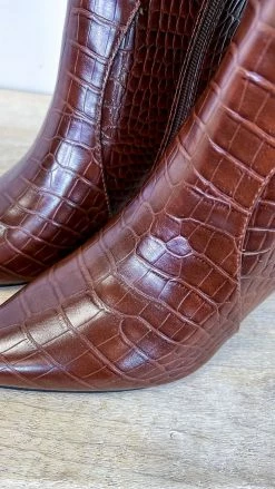 Chinese Laundry SHOES Brown Forester Boots