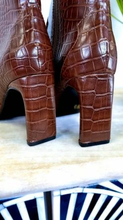 Chinese Laundry SHOES Brown Forester Boots