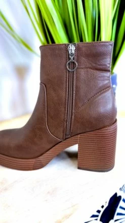 Chinese Laundry Brown Groovy Booties