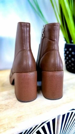 Chinese Laundry Brown Groovy Booties