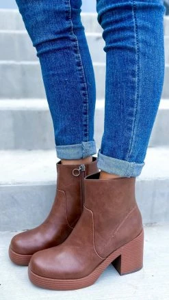 Chinese Laundry Brown Groovy Booties