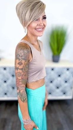 The ZigZag Stripe Brown V-Neck Crop Brami Bramis