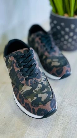 Crazy Train SHOES Camo Wild Kicks