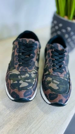 Crazy Train SHOES Camo Wild Kicks