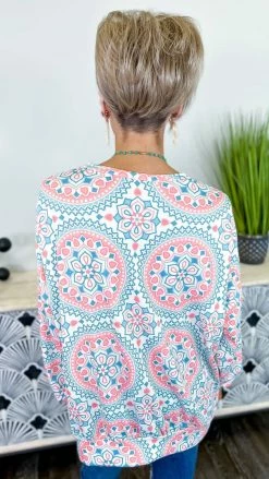 The ZigZag Stripe TOPS & TUNICS Captivating Style Top