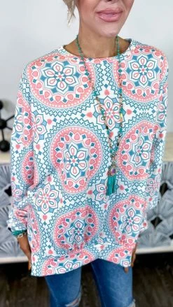 The ZigZag Stripe TOPS & TUNICS Captivating Style Top