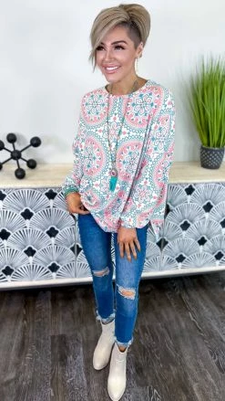 The ZigZag Stripe TOPS & TUNICS Captivating Style Top