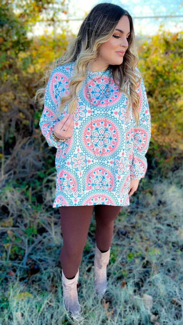 The ZigZag Stripe TOPS & TUNICS Captivating Style Top