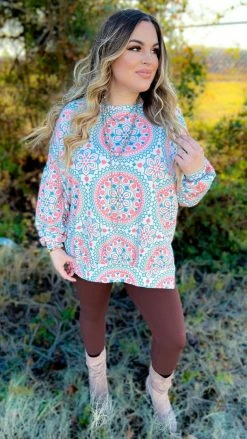 The ZigZag Stripe TOPS & TUNICS Captivating Style Top