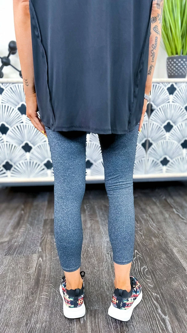 The ZigZag Stripe Charcoal Elite Leggings BOTTOMS