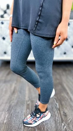 The ZigZag Stripe Charcoal Elite Leggings BOTTOMS