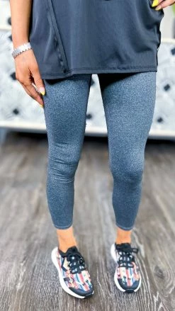 The ZigZag Stripe Charcoal Elite Leggings BOTTOMS