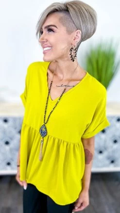 The ZigZag Stripe TOPS & TUNICS Chartreuse City Sleek Top