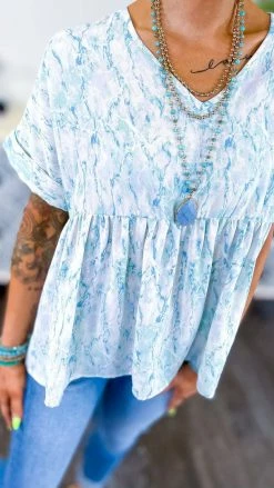 The ZigZag Stripe TOPS & TUNICS Choice To Stay Top