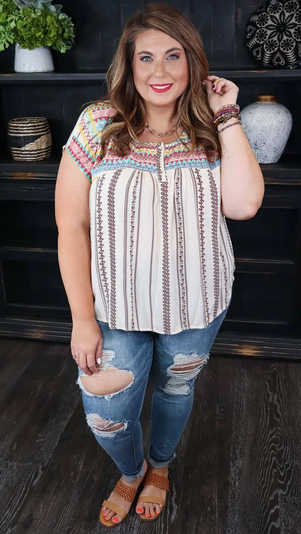 Savanna Jane Country Views Top